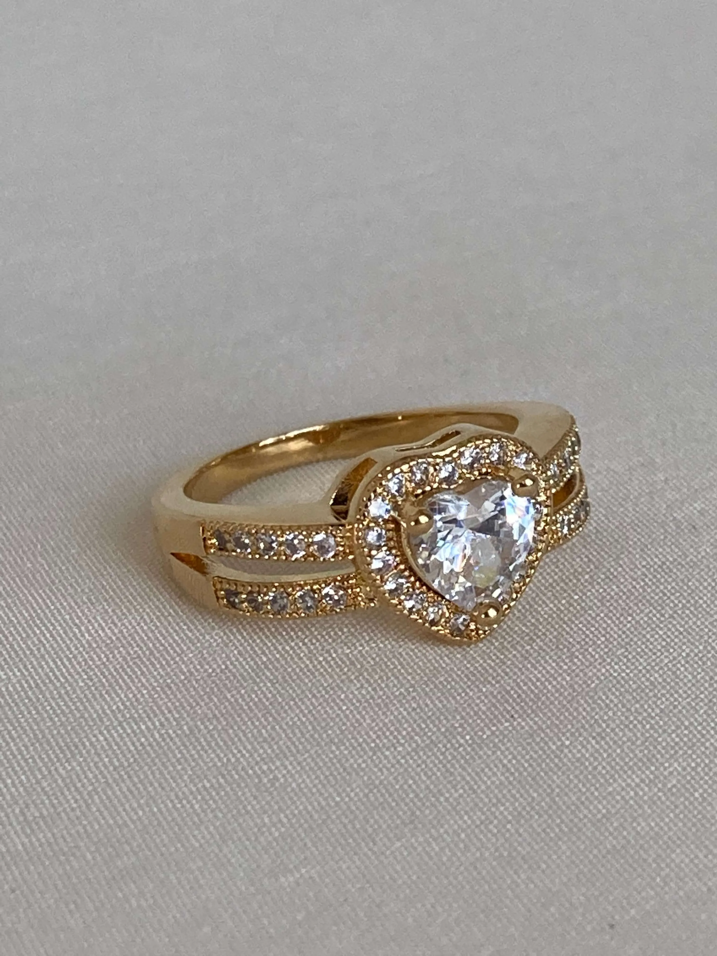 The Dixie Heart Ring