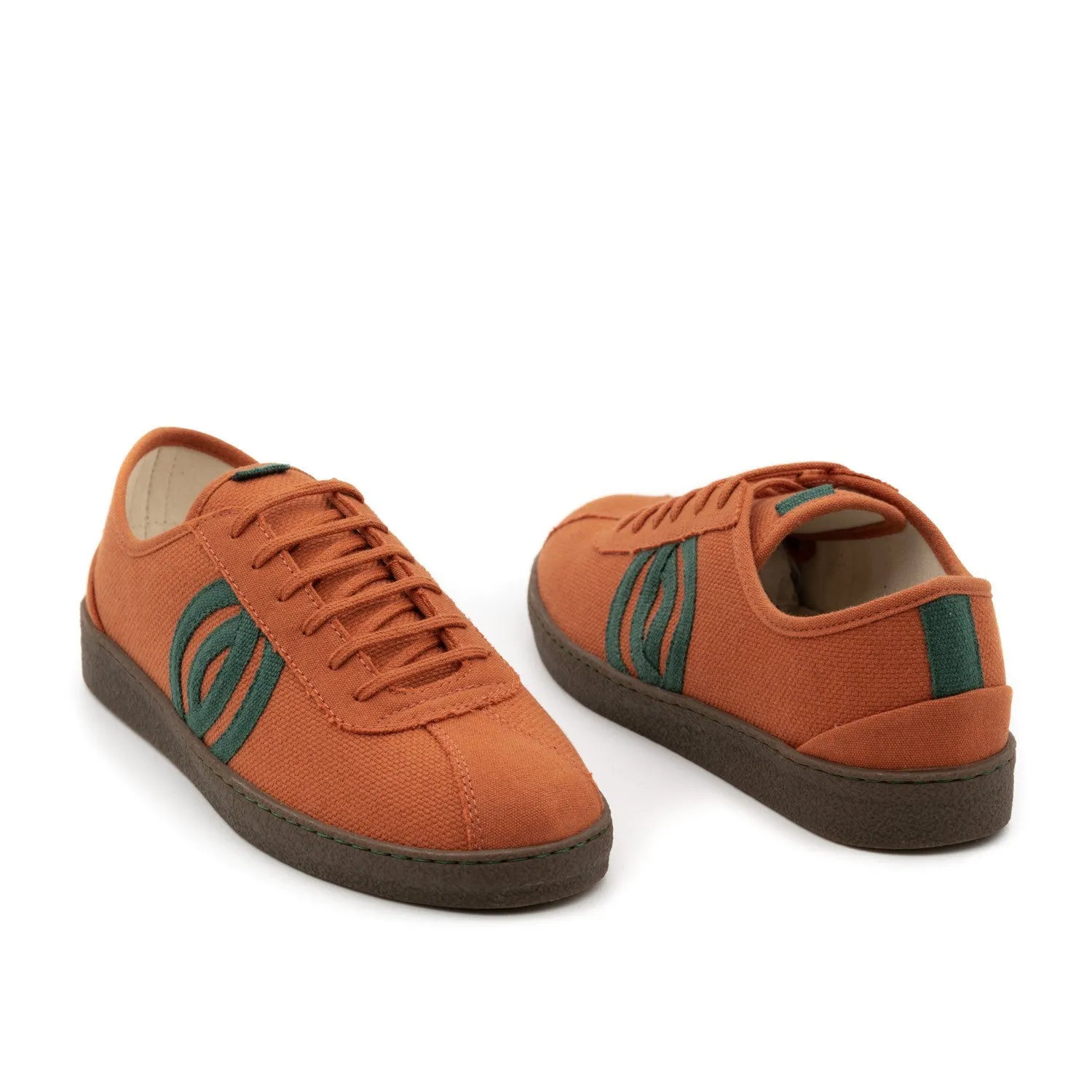 Vegan sneaker orange DIO023